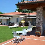 Frühstückspension Josephine 4*