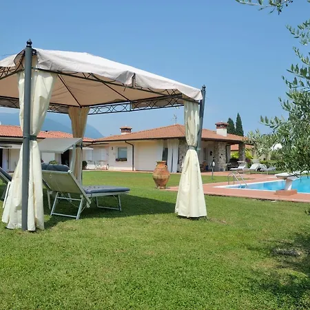 Josephine 4* San Felice del Benaco