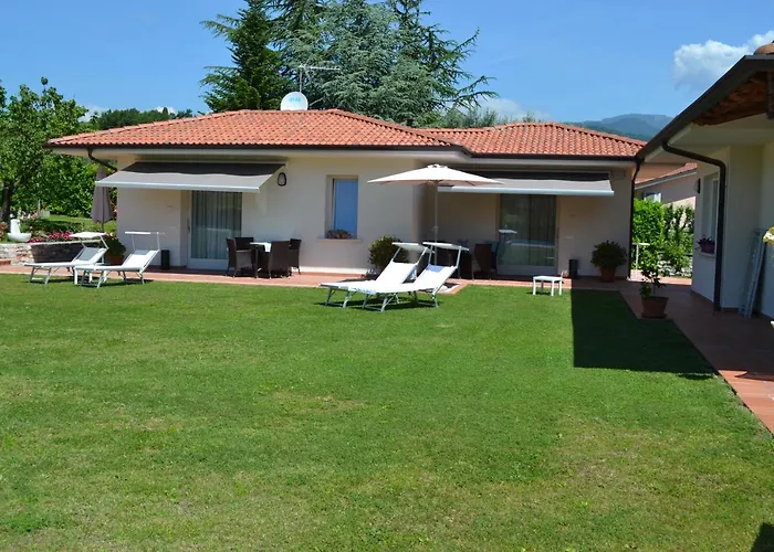 Josephine 4* San Felice del Benaco